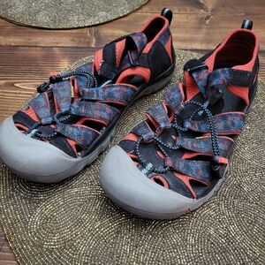 Keen SZ 7 Mens Hiking Shoes